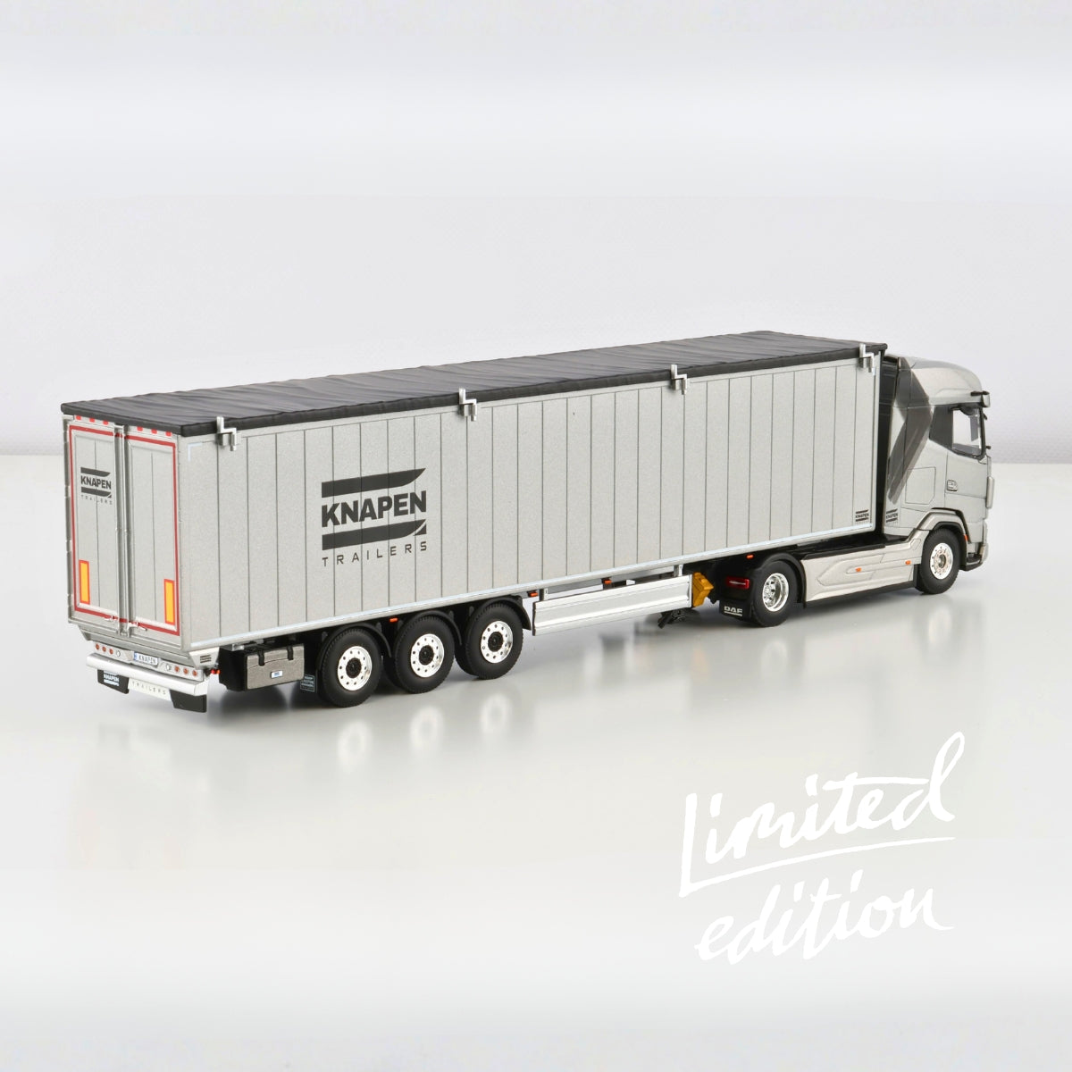 Knapen 1:50 Limited Edition scale model